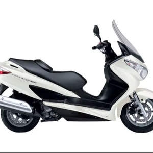 Suzuki Burgman 200, Scooter de 200cc, Motocicleta, Garantía de 3 Años, Origen Estadounidense, en Venta - Product Image 4