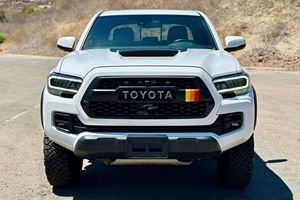 Tacoma T.R.D Pro Double Cabine 4x4 V6 2020 - Product Image 2
