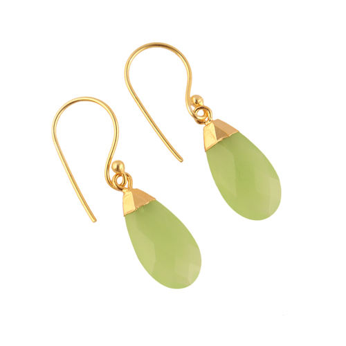 สีเขียวอ่อน