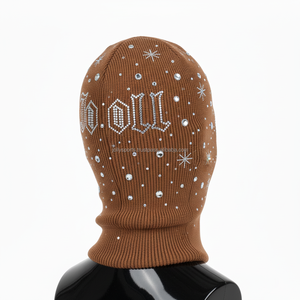 Pasamontañas de Punto para Mujer, Tejido Acrílico Suave de 300 GSM, Color Marrón, Diseño de Panel Único con Logotipo Personalizado de Pedrería - Product Image 5