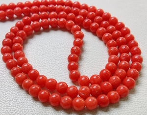 Cuentas de coral rojo mediterráneo de 16 pulgadas, cuentas de coral rojo italiano natural 100%, cuentas de forma redonda pulida suave de coral - Product Image 3