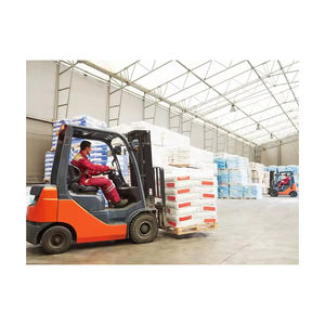 Chariot élévateur électrique de 1,5 à 3,5 tonnes de capacité, chariot gerbeur hydraulique avec batterie au plomb-acide, pneus pleins et déplaceur latéral hydraulique - Product Image 1