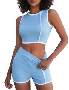 Ensemble de sport et yoga pour femmes - Soutien-gorge de sport et short imperméable de couleur unie pour athlètes féminines (vente en gros) - Product Image 1