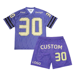 Ensemble de maillot et short de football violet personnalisé, numéro et logo personnalisés, uniforme athlétique deux pièces, tenue de sport respirante - Product Image 1
