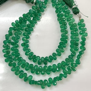 ลูกปัดมุกพลอยสีเขียวธรรมชาติทรงหยดน้ำ - Product Image 2