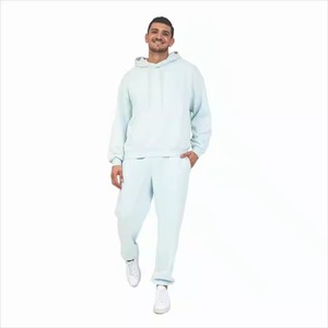 Conjuntos Deportivos de Dos Piezas con Capucha Cómodos para Entrenamiento y Trotar Personalizados 2025 para Hombre - Product Image 1