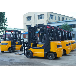 Chariot élévateur diesel de 3 tonnes avec mât de levage réglable pour la manutention de charges lourdes sur les chantiers de construction - Product Image 2