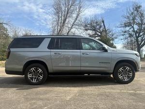 Nuevo Chevrolet Tahoe 2026 4WD Z71 SUV Gasolina/Petróleo Euro VI, 6 Asientos, Asientos de Cuero Automáticos, Llantas de Aleación de Aluminio Ligeras R20 - Product Image 4