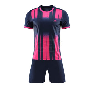 Conjunto de uniforme de fútbol personalizado de alta calidad para adultos, último diseño, ropa deportiva por sublimación, logotipo, nombre, impresión, pantalones cortos de poliéster - Product Image 1