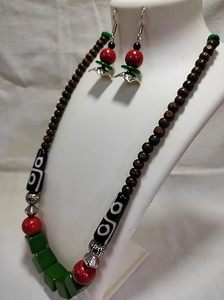 Bloesem Ambacht India 'S Premium Klassieke Stijl Hars Kralen Ketting Voor Meisjes Concurrerende Prijs Groothandel Mode Hangers Bedels - Product Image 6