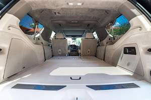 2022 Escalade ESV 4WD Platinum 6.2-Liter V8, Pack de remorquage robuste, Propriété d'un propriétaire du Sud - Product Image 5