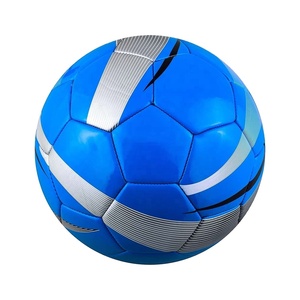 Promoción Balón de fútbol con logotipo personalizado Fútbol ligero duradero de la mejor calidad Hecho en Pakistán - Product Image 4