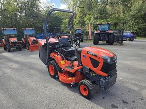 Tondeuse à gazon industrielle G261 à essence 2 temps avec commande manuelle, moteur 150cc pour une coupe précise et un entretien facile - Product Image 6