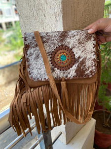 Bolso de Hombro de Cuero con Flecos de Piel de Ante Estilo Occidental Nuevo, Bolso de Hombro de Cuero Boho de Alta Calidad para Mujer con Piedra Turquesa - Product Image 3