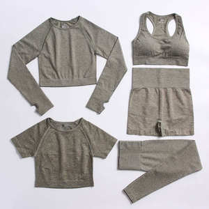 Ensemble de vêtements de sport pour femmes, cinq pièces, uni, recyclable, pour la salle de sport, le yoga, la remise en forme, l'entraînement, haut court à manches longues, short - Product Image 5