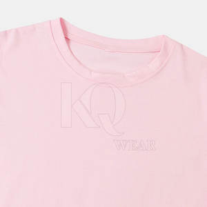 T-shirt léger pour homme en coton 100% de haute qualité avec couleurs et logo personnalisés, écologique, séchage rapide, vêtement décontracté - Product Image 3