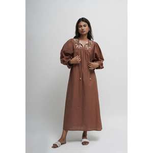 Vestido Étnico Casual de Verano para Mujer, Color Marrón Sólido, Bordado, Largo hasta el Suelo, Ecológico, Cintura Natural, Corte Holgado - Product Image 1