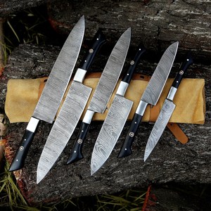 Ensemble de couteaux de chef en acier de Damas 6 pièces avec lames à 67 couches, manche en corne ambidextre, fabrication artisanale, couteaux de cuisine professionnels OEM - Product Image 3