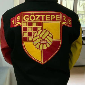 Bomber de béisbol acolchado con logotipo personalizado de fabricante OEM, chaqueta universitaria transpirable de chenilla bordada, lana y cuero, estampado de invierno - Product Image 2