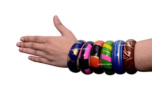 มือทาสีหลากสีกำไลไม้เครื่องประดับแฟชั่นสไตล์ชาติพันธุ์สำหรับผู้หญิงเครื่องประดับสไตล์โบโฮและชุดแบบดั้งเดิม - Product Image 3