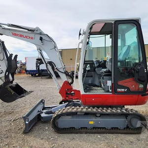 Mini-excavatrice TAKEUCHI TB235-2 (jusqu'à 12 000 lbs) avec moteur, boîte de vitesses, pompe à engrenages, roulement, composants PLC à vendre - Product Image 2