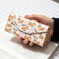 Étui à lunettes personnalisé en gros avec impression de dessins animés pour le rangement des lunettes de soleil, étui à lunettes pliable magnétique triangulaire portable