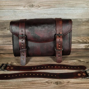 CLC unisex กระเป๋าเดินทางแบบค้างคืนหนังแท้ขนาดใหญ่ลายลูกอมสไตล์วินเทจเหมาะสำหรับใส่ไปยิม - Product Image 1