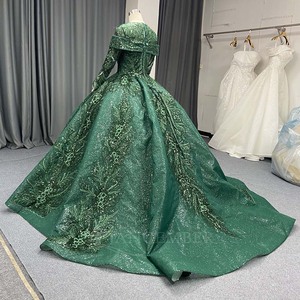 ANY261 Vestido de Noche Musulmán Verde Esmeralda de Manga Larga con Encaje - Product Image 3