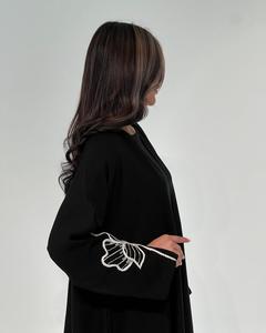 Abaya Larga de Satén de Lujo Personalizada al por Mayor, Ropa de Oración Islámica de Alta Calidad para Mujer, Mangas con Volantes, Talla Única, Antiarrugas - Product Image 3