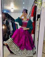 Großhandelspreise Neueste Afghanische Vintage Kuchi-Kleider Ethnische Zigeuner-Stammeskleidung Afghanischer Stil Bodenlange Damenkleidung Afghanisches Kleid