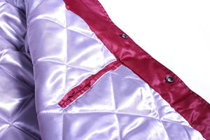 Chaqueta Universitaria Impermeable con Capucha en Tela Satén de Invierno con Decoración Bordada - Product Image 6