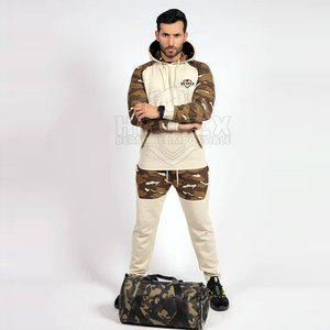 Top Trending OEM Chándales de hombre Mangas largas y ajuste delgado con tela ligera para adultos - Product Image 1