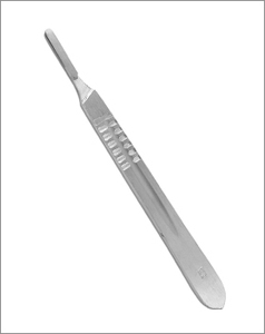 Lames de scalpel stériles en acier inoxydable #10 #3 Manche de scalpel Dermaplaning Outil dermatologique de précision Source d'alimentation manuelle CE - Product Image 6