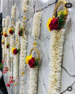 Cadena de decoración de guirnalda de jazmín con rosas Peals para ajustes de fondo, Haldi Mehndi e idea de decoración de templo - Product Image 1