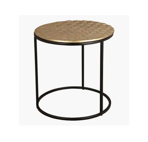 โต๊ะโลหะด้านข้างทรงกลมสไตล์ทันสมัยพร้อมเฟอร์นิเจอร์หรูหราทำด้วยมือเคลือบทองสำหรับห้องนั่งเล่นบ้านเน้นมุมแบบแฟนซี - Product Image 5