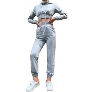 Vente en gros de crop top à capuche en tissu mélangé 80% coton 20% polyester à la mode avec logo avant pour l'amélioration du style d'automne - Product Image 6