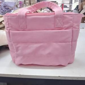 2026 Customized <b>Large</b> Size Women Quilting Handbag Lightweight Puffy Tote <b>Bag</b> With Zipper For Daily Use - Product Image 6