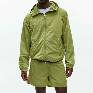 Ensemble short coupe-vent pour homme, idéal pour le jogging, vêtements de sport respirants, ensemble court coupe-vent 2025 - Product Image 1