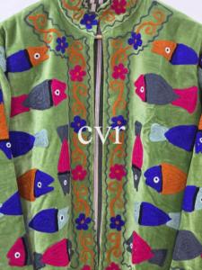 Manteau d'extérieur en velours Suzani fait main, éco-responsable, brodé, style bohème, pour femme, idéal pour les fêtes, manteau de luxe - Product Image 2