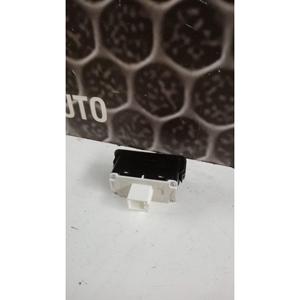 DR 6.0 ซีรีส์ (22>) ปุ่มเปิดประตูท้ายรถ 808000508AA - Product Image 2