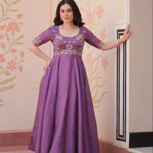 Vestido de seda elegante de diseñador para mujer, vestido de novia largo, bordado con estampado digital, borde de encaje, estilo indio pakistaní, ropa de fiesta - Product Image 1