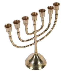 Nouvelle vision, menorah de Hanouka à 8 branches en aluminium poli, fabriquée à la main, contemporaine, porte-bougie durable, résistant à la chaleur - Product Image 3