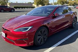 Tesla Model S Plus 2024 d'occasion en excellent état, sans accident, conduite à gauche/droite - Product Image 6