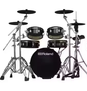 ชุดกลองไฟฟ้า <span class=keywords><strong>Roland</strong></span> <span class=keywords><strong>TD</strong></span>-<span class=keywords><strong>17KVX</strong></span> พร้อมชุดอุปกรณ์เสริม V-Drums Essentials - Product Image 1
