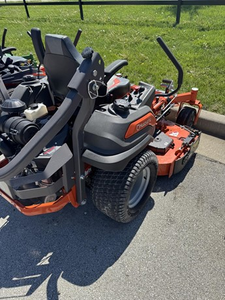 Cortadora de césped comercial Husqvarna Z560L Zero Turn 2023 de 27 HP con plataforma fabricada de 60 pulgadas Hydro-Gear ZT5400 Profesional en venta - Product Image 5