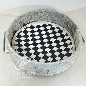 ถาดโชว์ของหนังสำหรับใช้ในสำนักงานถาดลายตารางหมากรุกสีดำและสีขาว - Product Image 1