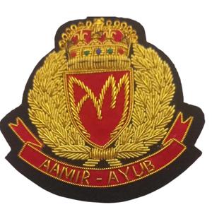 เสื้อเบลเซอร์ปักลายไมเคิลงานปักสีทองแท่งทำด้วยมือคุณภาพระดับพรีเมียม - Product Image 2