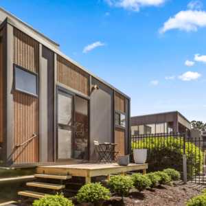 Casa Móvil Compacta, Contenedor de Madera para Oficina o Hogar, para Apartamento u Hotel, Hecha de Panel Sándwich - Product Image 2