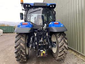 Tractor Agrícola New Holland T6.155 Usado en Buen Estado, Bajo Consumo de Combustible - Product Image 3