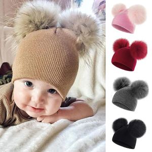 Gorra de invierno con etiqueta de cuero y parche de goma acrílica colorida a la moda OEM para mujeres y hombres, gorro liso con logotipo de etiqueta tejida personalizado - Product Image 5
